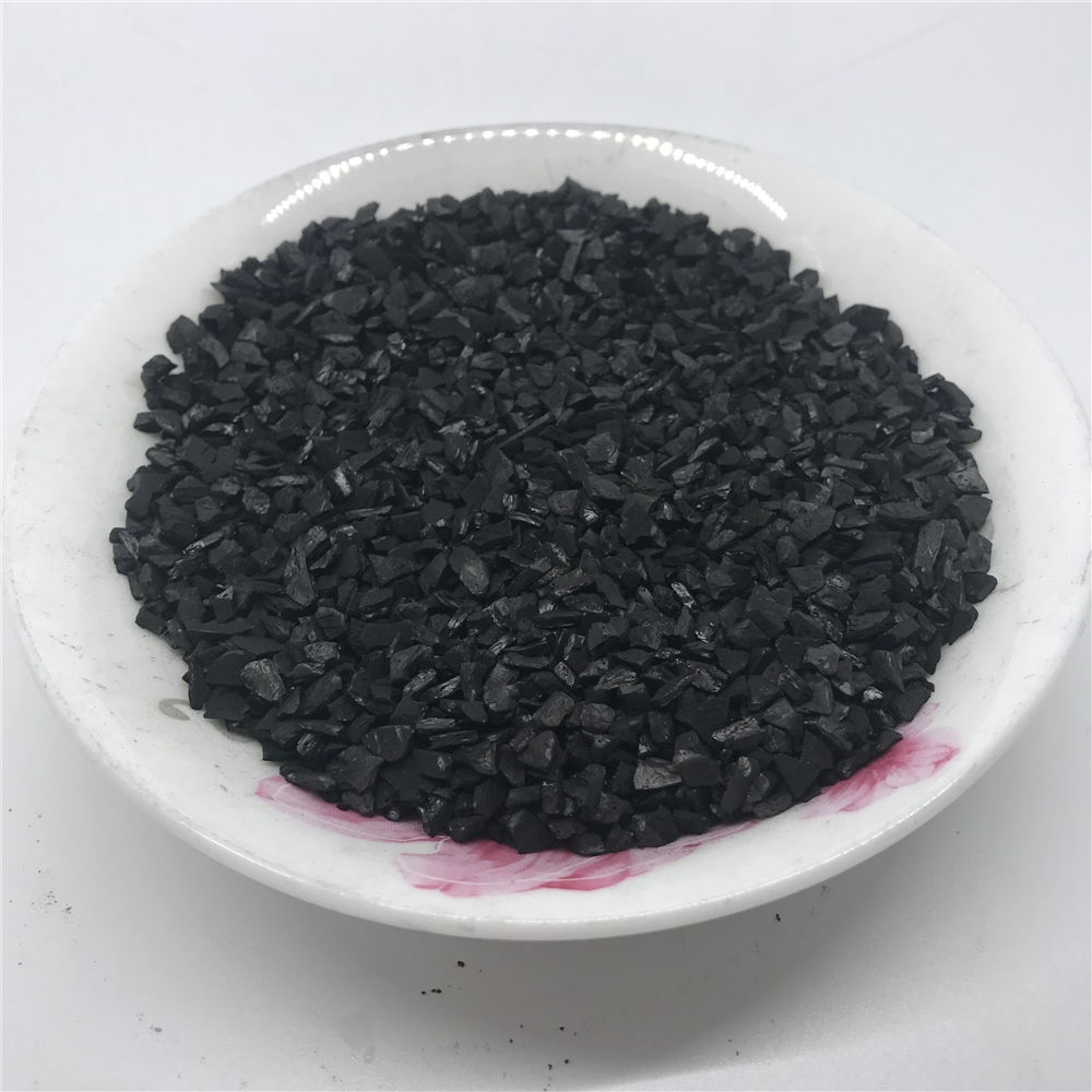 凈水器凈水活性炭也稱顆?；钚蕴?威大水處理生產(chǎn)咨詢電話：13838587319